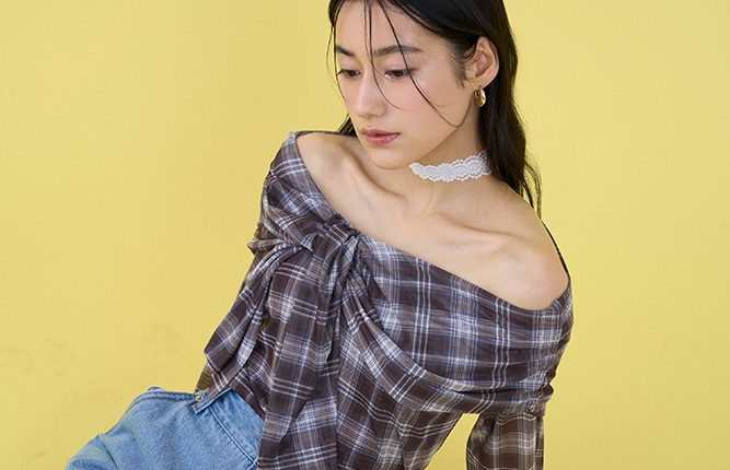 ’26 EARLY SPRING TOPS FOCUS ON DETAILS